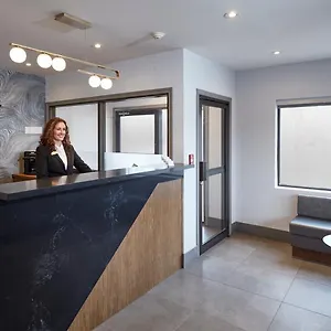 Canadas Value Motel